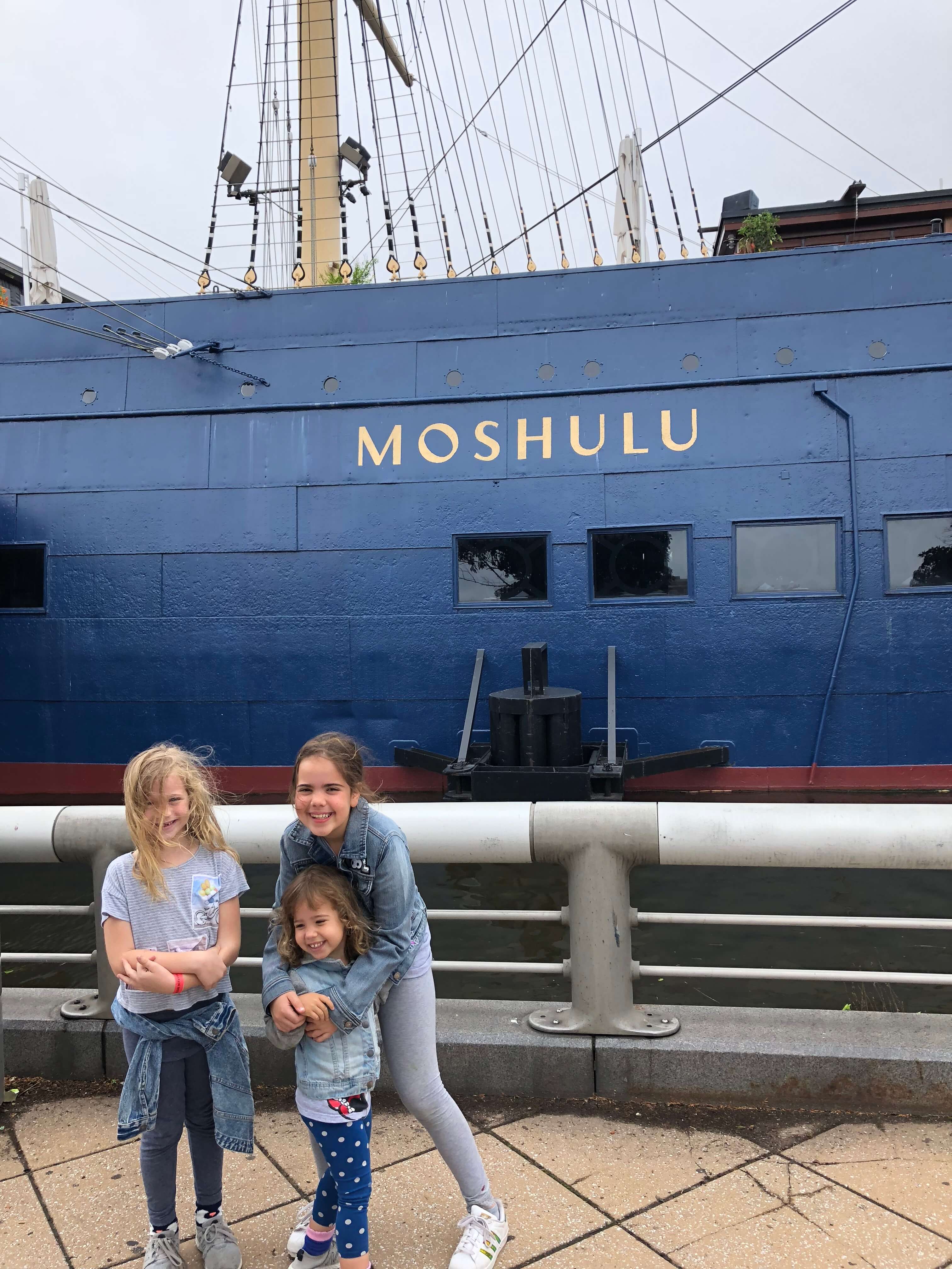 Moshulu Restaurant
